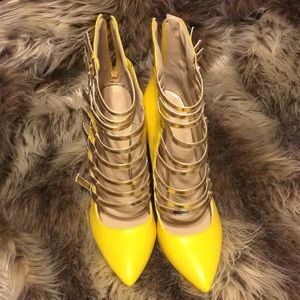 Eye-Catching Yellow Ankle Boot